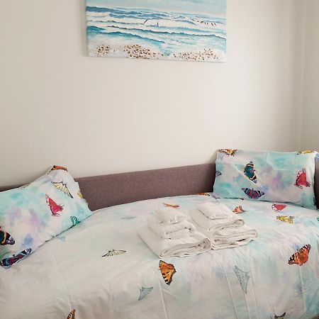 Boutique Apartment Near The Beach, 1 Gbps Wi-Fi Малага Экстерьер фото