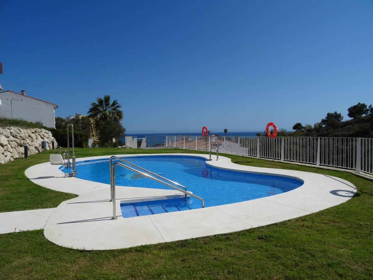 Boutique Apartment Near The Beach, 1 Gbps Wi-Fi Малага Экстерьер фото