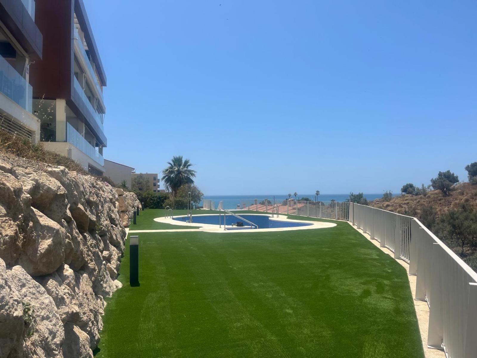 Boutique Apartment Near The Beach, 1 Gbps Wi-Fi Малага Экстерьер фото